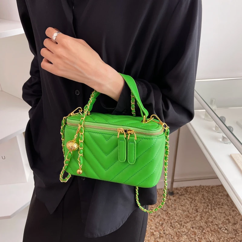 Cute Box Totes Luxury Brand Mini PU Leather Crossbody Bag with Short Handle for Women 2022 Summer Chain Shoulder Handbag
Cute Box Totes Luxury Brand Mini PU Leather Crossbody Bag with Short Handle for Women 2022 Summer Chain Shoulder Handbag