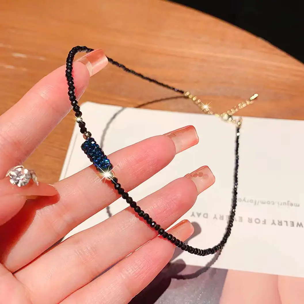 New Fashion Crystal Necklace Neckchain Women's Versatile Simple Necklace Exquisite High Grade Collar Chain
New Fashion Crystal Necklace Neckchain Women's Versatile Simple Necklace Exquisite High Grade Collar Chain