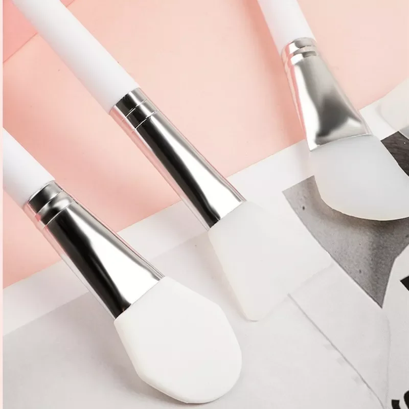 NEW Professional Silicone Facial Mask Brush Cream Mixing Silicone Brush Makeup Brush Face Skin Care Tools Makeup Beauty Tools
NEW Professional Silicone Facial Mask Brush Cream Mixing Silicone Brush Makeup Brush Face Skin Care Tools Makeup Beauty Tools
