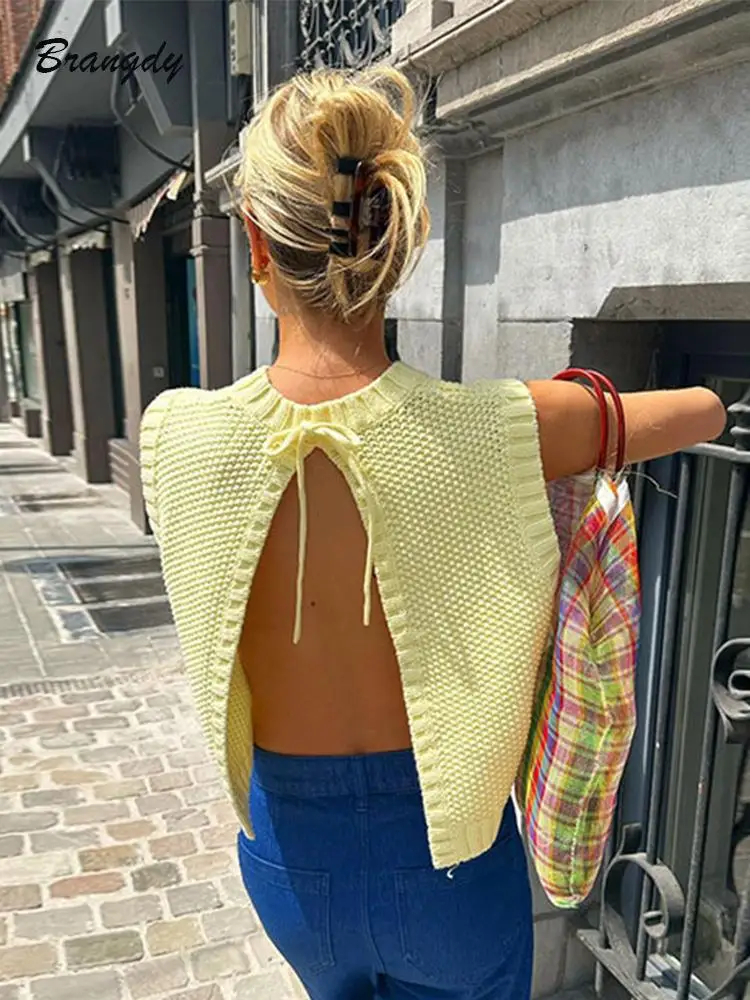 Traf Y2k Vest Tops For Women Yellow Knitted Crop Top Woman Sleeveless Backless Knit Pullover Tops 2023 New Summer Chic Knitwear
Traf Y2k Vest Tops For Women Yellow Knitted Crop Top Woman Sleeveless Backless Knit Pullover Tops 2023 New Summer Chic Knitwear
