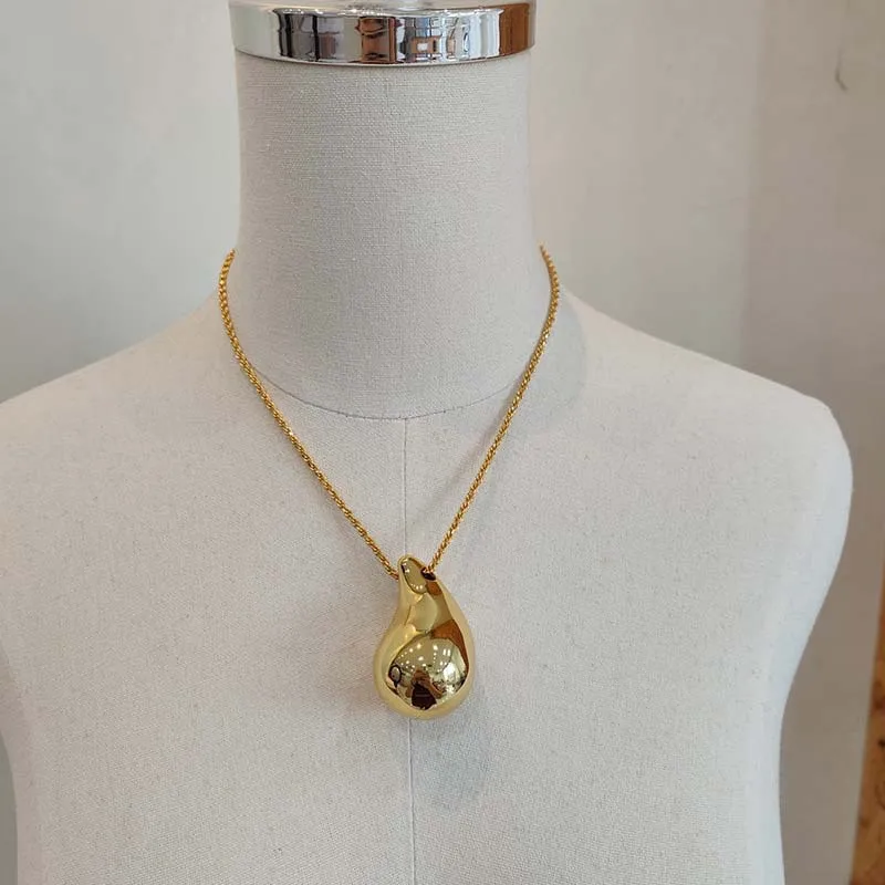 LONDANY necklace Brass oversized drop necklace European and American exaggerated gold pendant
LONDANY necklace Brass oversized drop necklace European and American exaggerated gold pendant