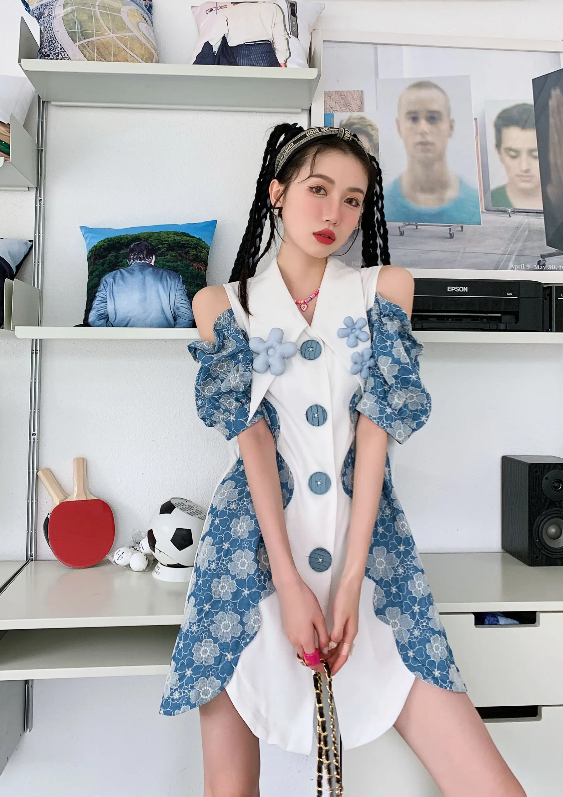 ZCSMLL Designer Cold Shoulder Embroider Shirt Dress For Women 2022 Patchwork Button Asymmetrical Mini Dress Korean Fashion
ZCSMLL Designer Cold Shoulder Embroider Shirt Dress For Women 2022 Patchwork Button Asymmetrical Mini Dress Korean Fashion