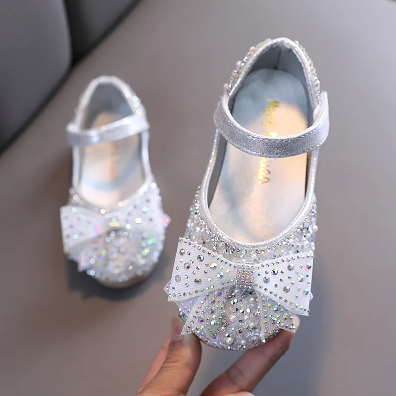 New Princess Shoes Rhinestone Bow Children Single Shoes Girls Party Performance Dance Shoes Baby Student Flat
New Princess Shoes Rhinestone Bow Children Single Shoes Girls Party Performance Dance Shoes Baby Student Flat
