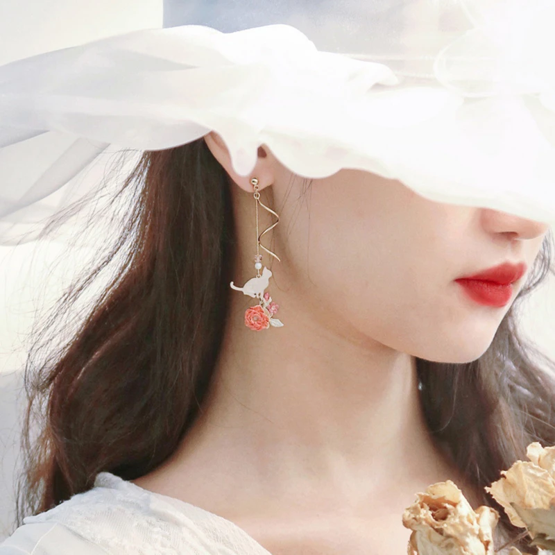 Sweet Ear Stud Girl'S Heart Elegant Flower Cat Asymmetrical Long Earring Mori Exquisite Elegant Cute Kawaii Lady Ear Stud New
Sweet Ear Stud Girl'S Heart Elegant Flower Cat Asymmetrical Long Earring Mori Exquisite Elegant Cute Kawaii Lady Ear Stud New