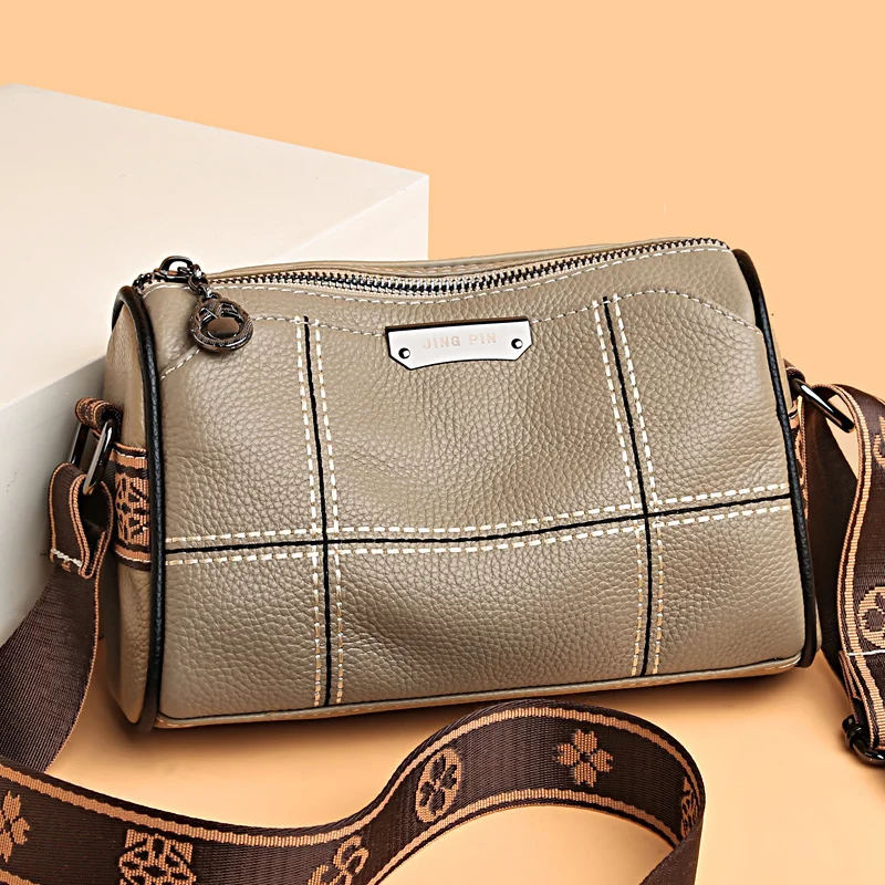 Women Genuine Leather Handbags Luxury Designer 3 Layers Cow Leather Shoulder 2023 Bags Ladies Large Capacity Messenger Bag
Women Genuine Leather Handbags Luxury Designer 3 Layers Cow Leather Shoulder 2023 Bags Ladies Large Capacity Messenger Bag