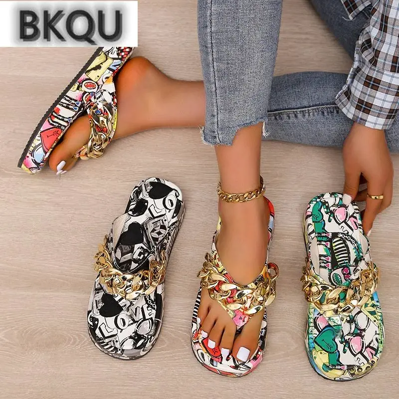 2022 New Women Slippers Female Pu Leather Thick Bottom Clip Toe Shoes Ladies Metal Chain Graffiti Beach Fashion Footwear Summer
2022 New Women Slippers Female Pu Leather Thick Bottom Clip Toe Shoes Ladies Metal Chain Graffiti Beach Fashion Footwear Summer