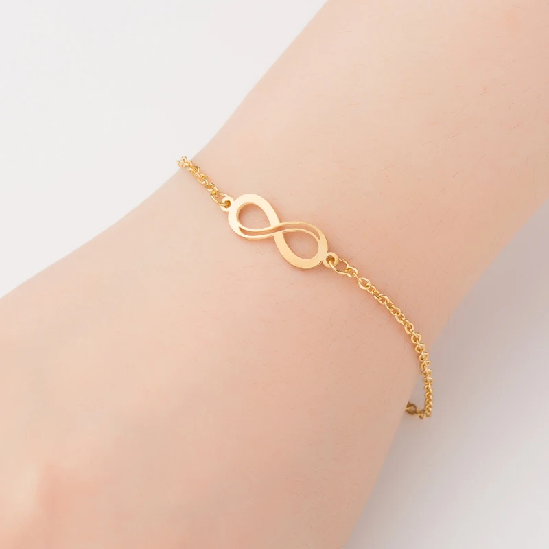 Fashion Geometric Number 8 18k Gold Bracelet for Women Stainless Steel Metal Girls Charm Chain Cuff Bracelet Female Jewelry
Fashion Geometric Number 8 18k Gold Bracelet for Women Stainless Steel Metal Girls Charm Chain Cuff Bracelet Female Jewelry