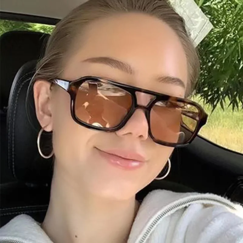 Vintage Square Sunglasses Woman Fashion Retro Sun Glasses Female Candy Colors Mirror Eyewear Brand Designer Oculos De Sol
Vintage Square Sunglasses Woman Fashion Retro Sun Glasses Female Candy Colors Mirror Eyewear Brand Designer Oculos De Sol