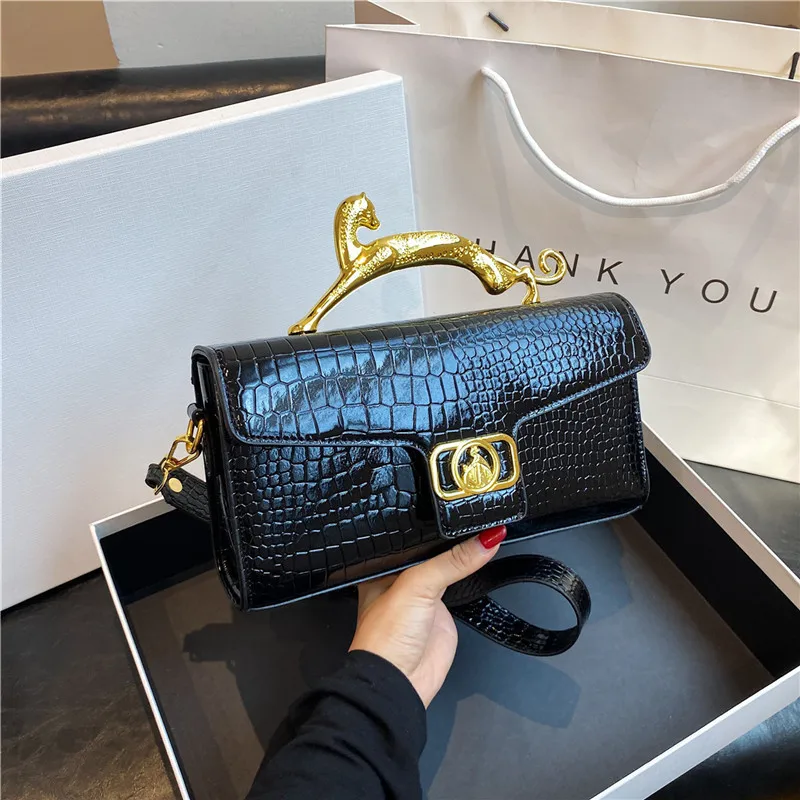 Trend-brand Fashion Women's Bag Crocodile Pattern Shoulder Bag High Quality Ladies Messenger Bag Classic Luxury handbag
Trend-brand Fashion Women's Bag Crocodile Pattern Shoulder Bag High Quality Ladies Messenger Bag Classic Luxury handbag