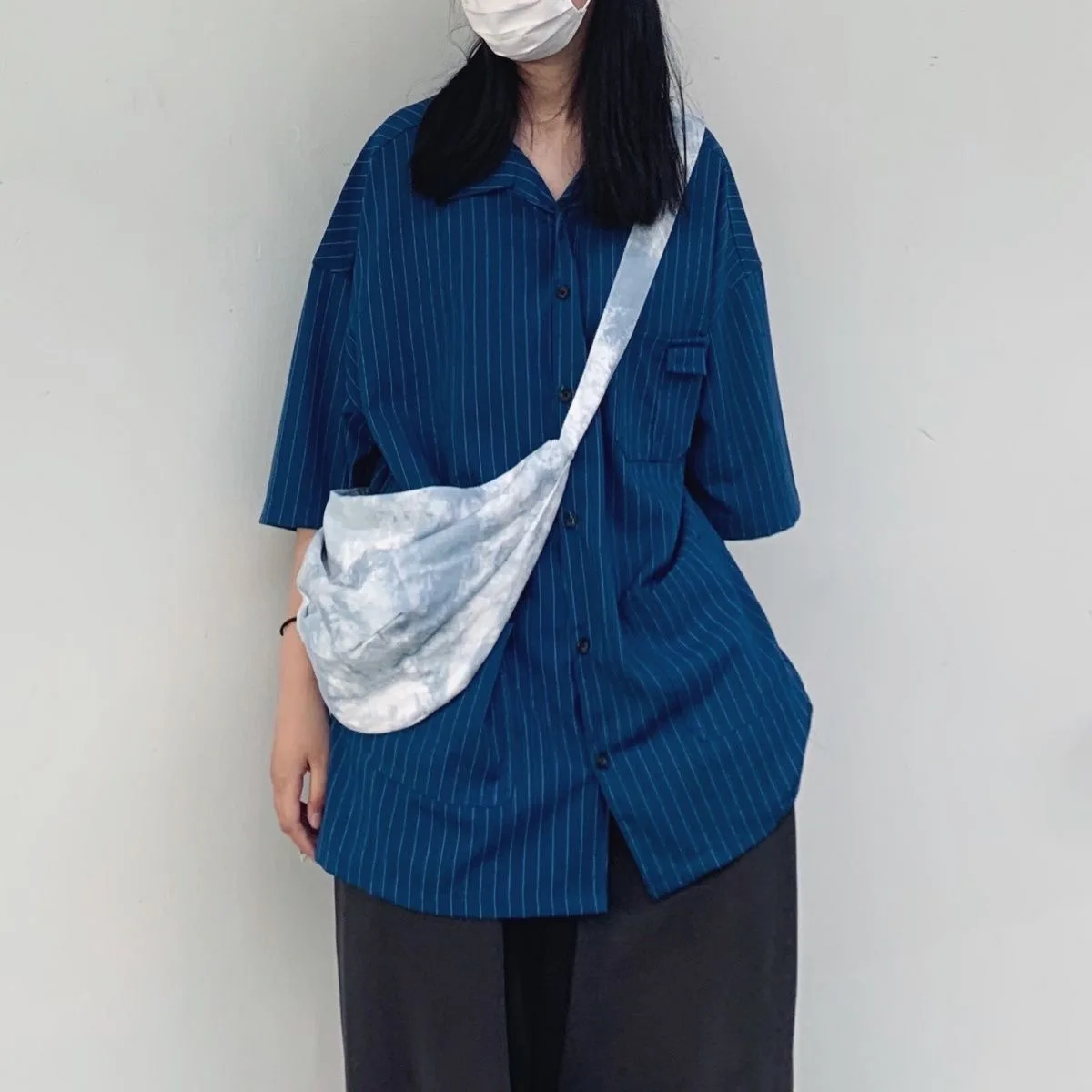 Canvas Cross-body Dumpling Bag Tie-dye Versatile One Shoulder Large Capacity INS Convenience Handiness Ordinary Times Bag
Canvas Cross-body Dumpling Bag Tie-dye Versatile One Shoulder Large Capacity INS Convenience Handiness Ordinary Times Bag