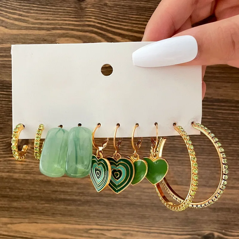 5pcs Vintage Green Circle Hoop Earrings Set for Women Retro Acrylic Alloy Heart Zircon Pearl Earrings Party Wedding Jewelry Gift
5pcs Vintage Green Circle Hoop Earrings Set for Women Retro Acrylic Alloy Heart Zircon Pearl Earrings Party Wedding Jewelry Gift