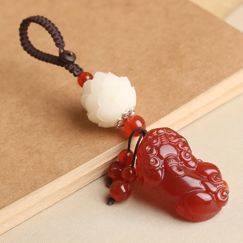 Agate Jade Money Drawing Pi Xiu Keychain Chalcedony Car Key Pendant Pendant
Agate Jade Money Drawing Pi Xiu Keychain Chalcedony Car Key Pendant Pendant