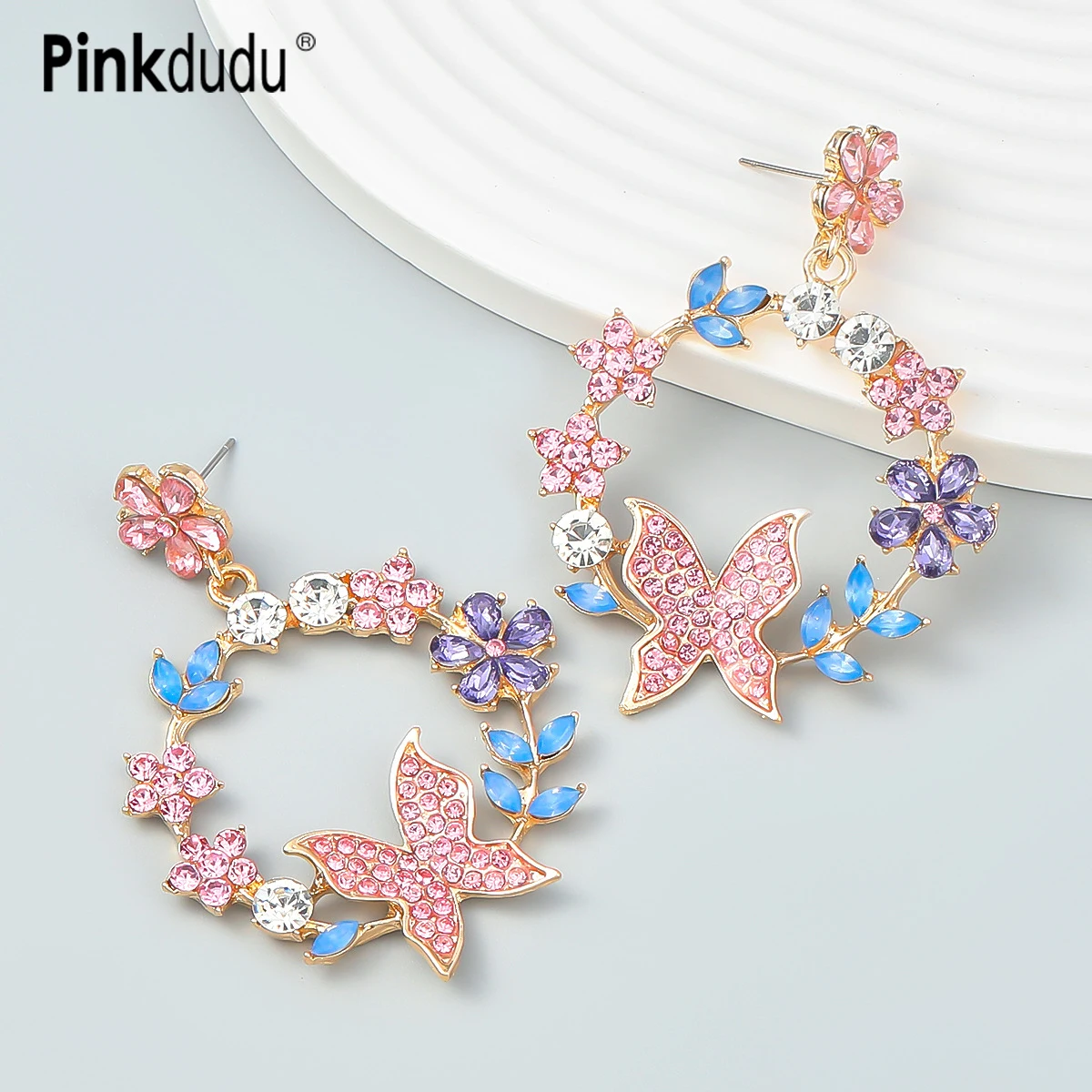 Pinkdudu Romantic 3 Color Garland Butterfly Drop Earrings Elegant Spring Rhinestone Flower Insect Earring for Women Gifts PD1129
Pinkdudu Romantic 3 Color Garland Butterfly Drop Earrings Elegant Spring Rhinestone Flower Insect Earring for Women Gifts PD1129