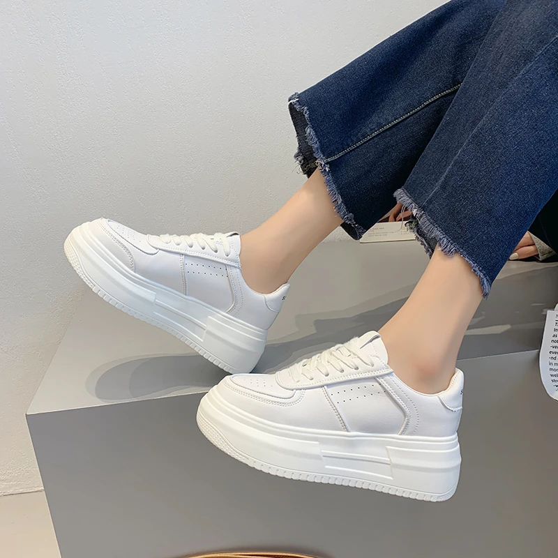 2022 Pure White Women Outdoor Sports Sneakers Women Running Shoes Comfortable and Versatile Sneakers Women Shoes for Women Vans
2022 Pure White Women Outdoor Sports Sneakers Women Running Shoes Comfortable and Versatile Sneakers Women Shoes for Women Vans