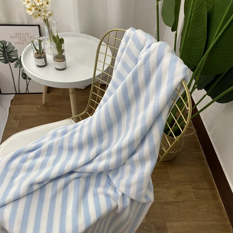 Modern Minimalist and Fresh Stripes Flannel Blanket Cover Leg Nap Blanket Air Conditioning Blanket Office Sofa Single Blanket
Modern Minimalist and Fresh Stripes Flannel Blanket Cover Leg Nap Blanket Air Conditioning Blanket Office Sofa Single Blanket