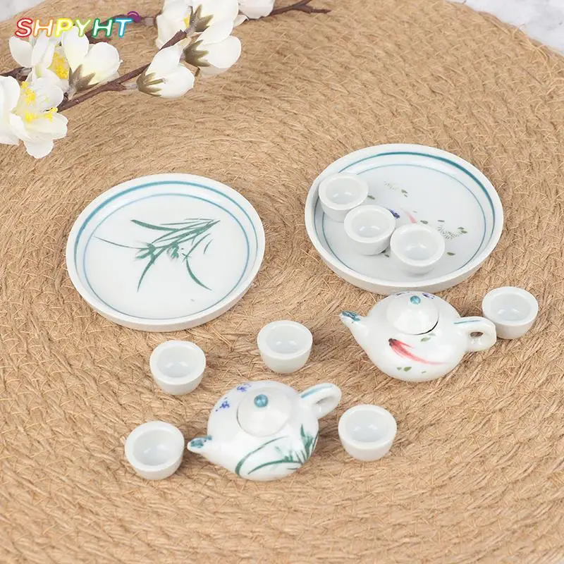 6Pcs 1:12 Miniature Chinese Porcelain Tea Cup Set Flower Tableware Kitchen Dollhouse Furniture Toys For Children Tea Cups
6Pcs 1:12 Miniature Chinese Porcelain Tea Cup Set Flower Tableware Kitchen Dollhouse Furniture Toys For Children Tea Cups