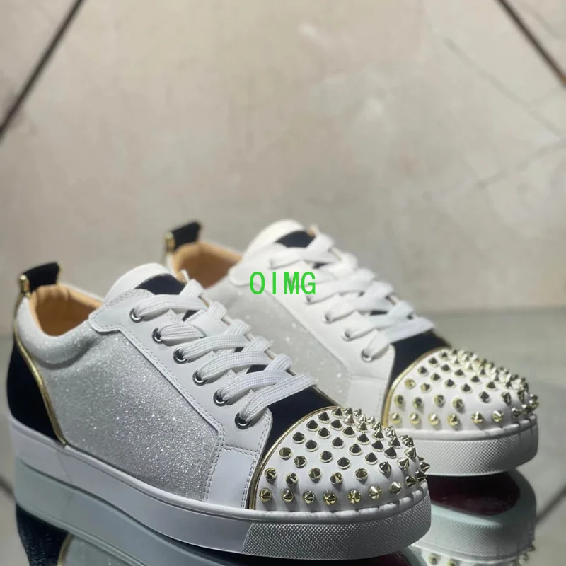 

Fashion Low Cut Shoes For Men Luxury Trainers Driving Spiked Bar Gold Rivets Toecap White Glitter Genuine Leather Size 47 48