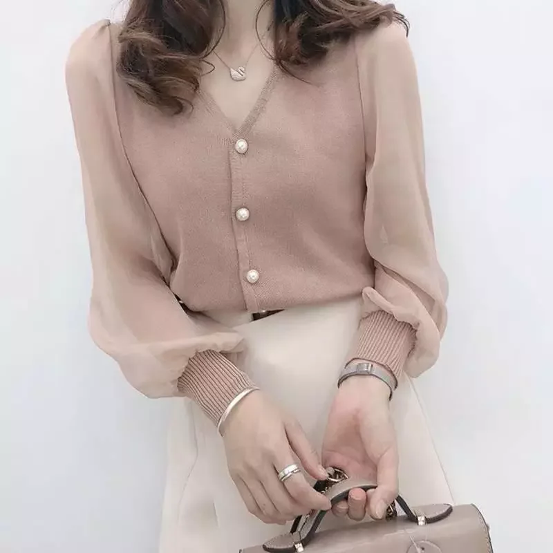 Women's Spring Autumn Style Chiffon Blouses Shirt Women's Knitted Button Long Sleeve Solid Color Lace Patchwork Tops
Women's Spring Autumn Style Chiffon Blouses Shirt Women's Knitted Button Long Sleeve Solid Color Lace Patchwork Tops