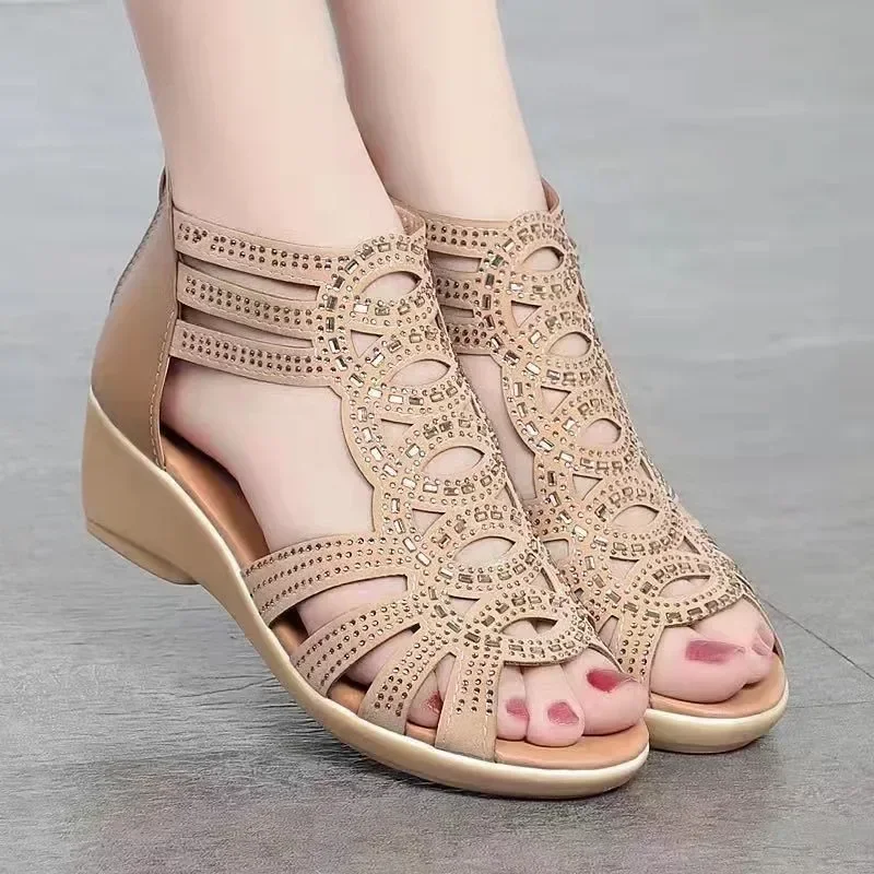 

Summer Women's Peep Toe Sandlas New Rome Rhinestones Heeled Shoes for Women Outdoor Casual Wedge Sandals Office Ladies Shoes