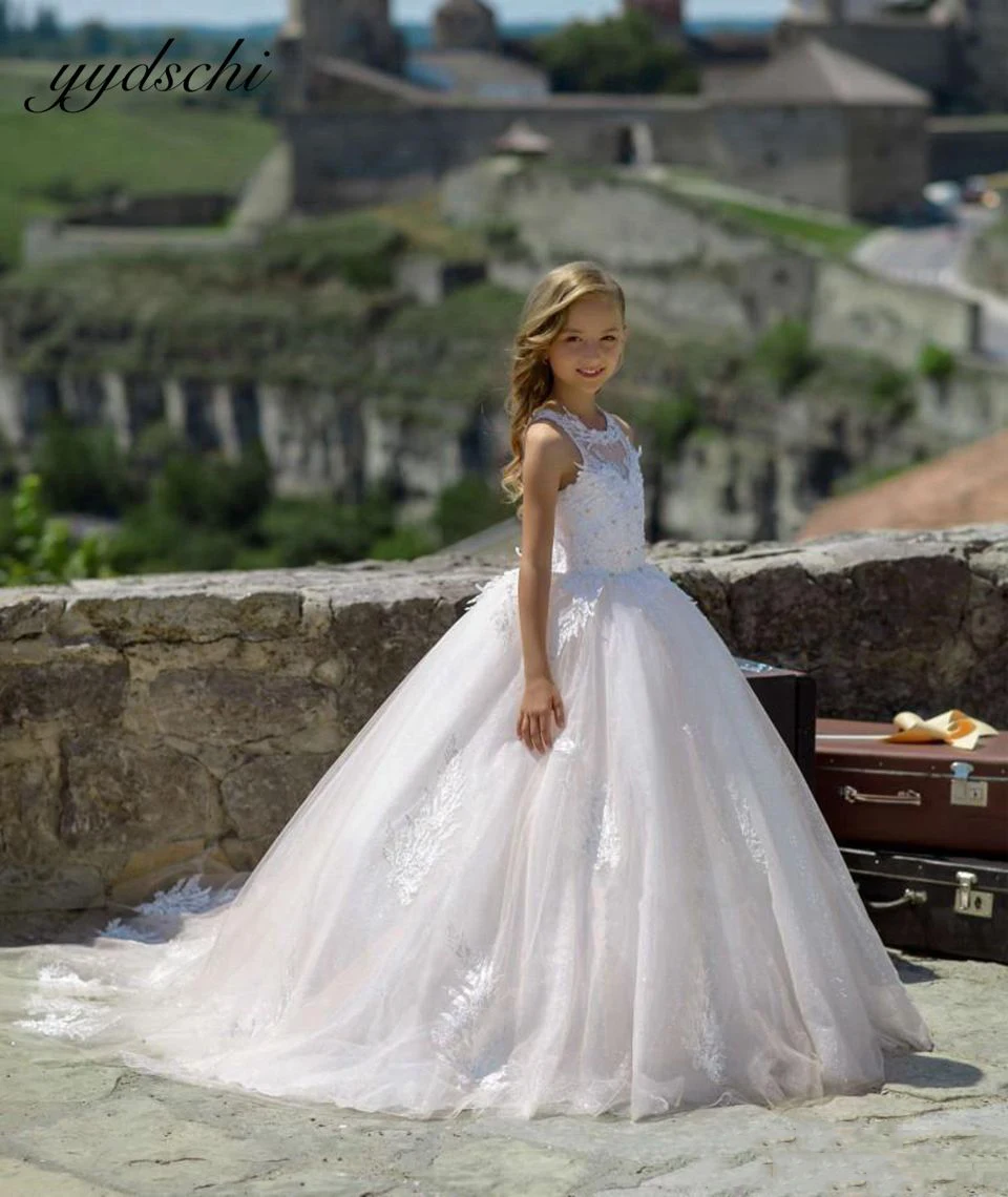 Princess White Princess Flower Girl Dresses 2022 Tulle Lace Appliques For Wedding Kids Birthday Party Dress First Communion Gown
Princess White Princess Flower Girl Dresses 2022 Tulle Lace Appliques For Wedding Kids Birthday Party Dress First Communion Gown