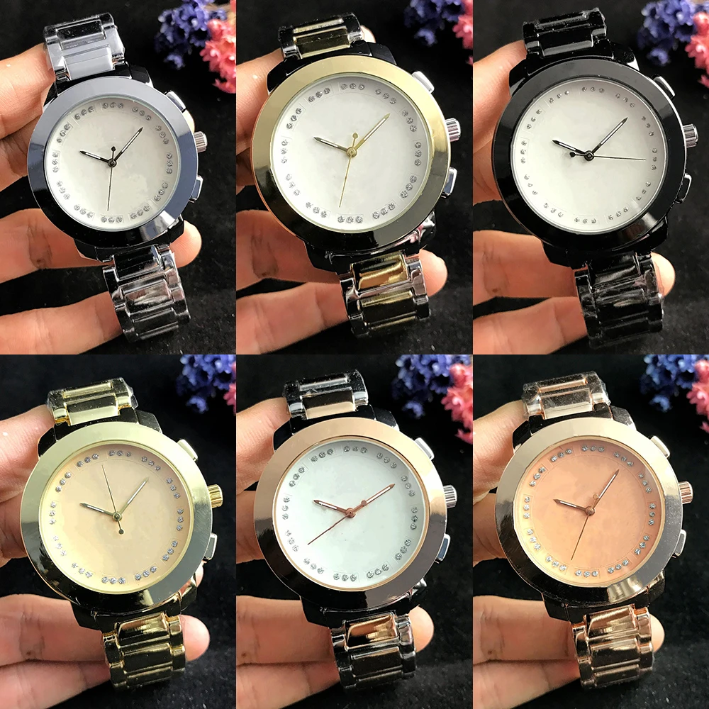 Мужские и женские кварцевые часы из нержавеющей стали в европейском и американском стиле, роскошная атмосфера, модные контрастные ювелирны...
Мужские и женские кварцевые часы из нержавеющей стали в европейском и американском стиле, роскошная атмосфера, модные контрастные ювелирны...