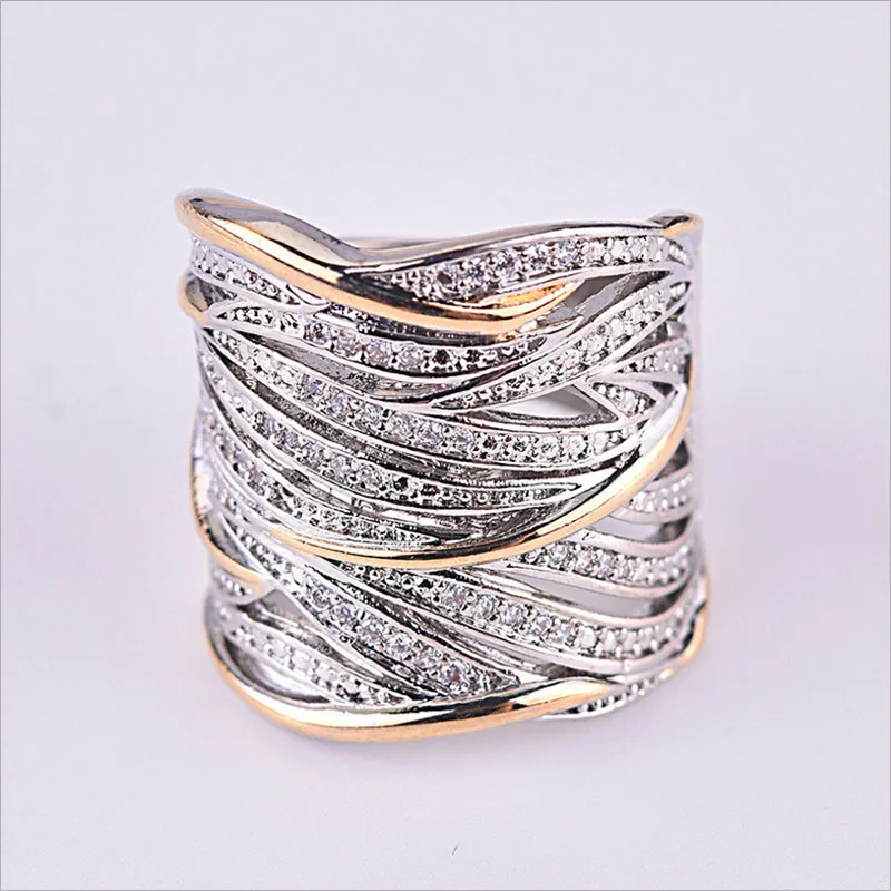 New Fashion and Creative Two-color Real Gold Plated Zircon Ring European and American Women's Engagement Ring
New Fashion and Creative Two-color Real Gold Plated Zircon Ring European and American Women's Engagement Ring