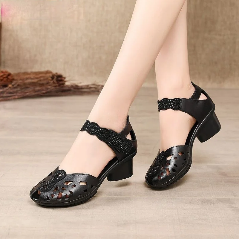 Summer Leather Shoes Fashion Gladiator Sandals Women New 5cm High Heels Classic Black Mother Peep Toe Hollow Rhinestone Ladies
Summer Leather Shoes Fashion Gladiator Sandals Women New 5cm High Heels Classic Black Mother Peep Toe Hollow Rhinestone Ladies