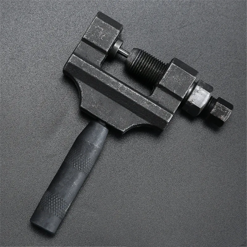 Motorcycle Chain Breaker Link Splitter Cutter Chains 420-530 Chain Rivet Tool Fit for Motorcycle Bike ATV Motorcycle Repair Tool
Motorcycle Chain Breaker Link Splitter Cutter Chains 420-530 Chain Rivet Tool Fit for Motorcycle Bike ATV Motorcycle Repair Tool