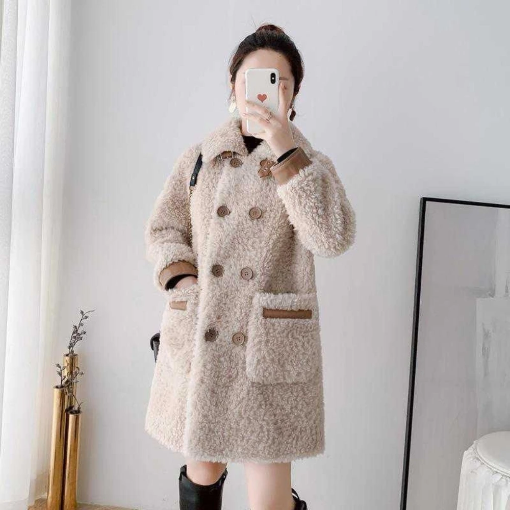 Women Autumn Winter 2023 Double Breasted Temperament Cashmere Lamb Hair Fleece Wool Blends Turn-down Collar Oversized 4XL Korean 
Women Autumn Winter 2023 Double Breasted Temperament Cashmere Lamb Hair Fleece Wool Blends Turn-down Collar Oversized 4XL Korean