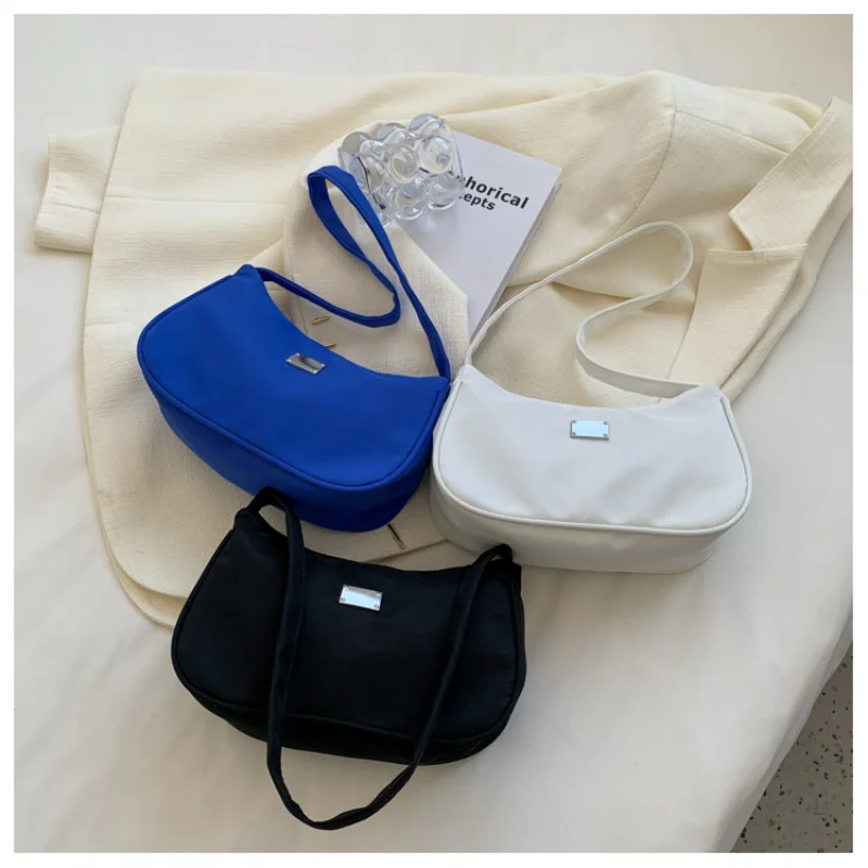 New Women Solid Color Shoulder Bag Mini Crescent Messenger Handbags Luxury Designer Nylon Handbag Retro Ladies Underarm Bags
New Women Solid Color Shoulder Bag Mini Crescent Messenger Handbags Luxury Designer Nylon Handbag Retro Ladies Underarm Bags