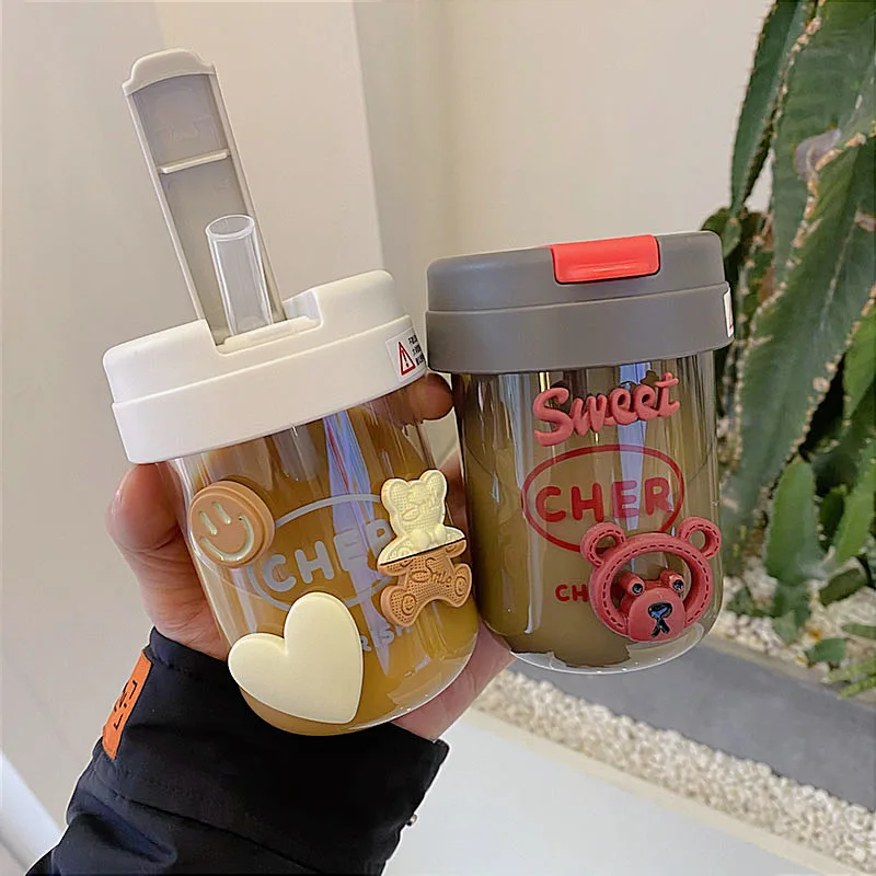 2023 300ml Kids Water Bottle for Girls Plastic Portable Outdoor Household Sports Tea Cup with Straws 3D Sticker Cute Water
2023 300ml Kids Water Bottle for Girls Plastic Portable Outdoor Household Sports Tea Cup with Straws 3D Sticker Cute Water