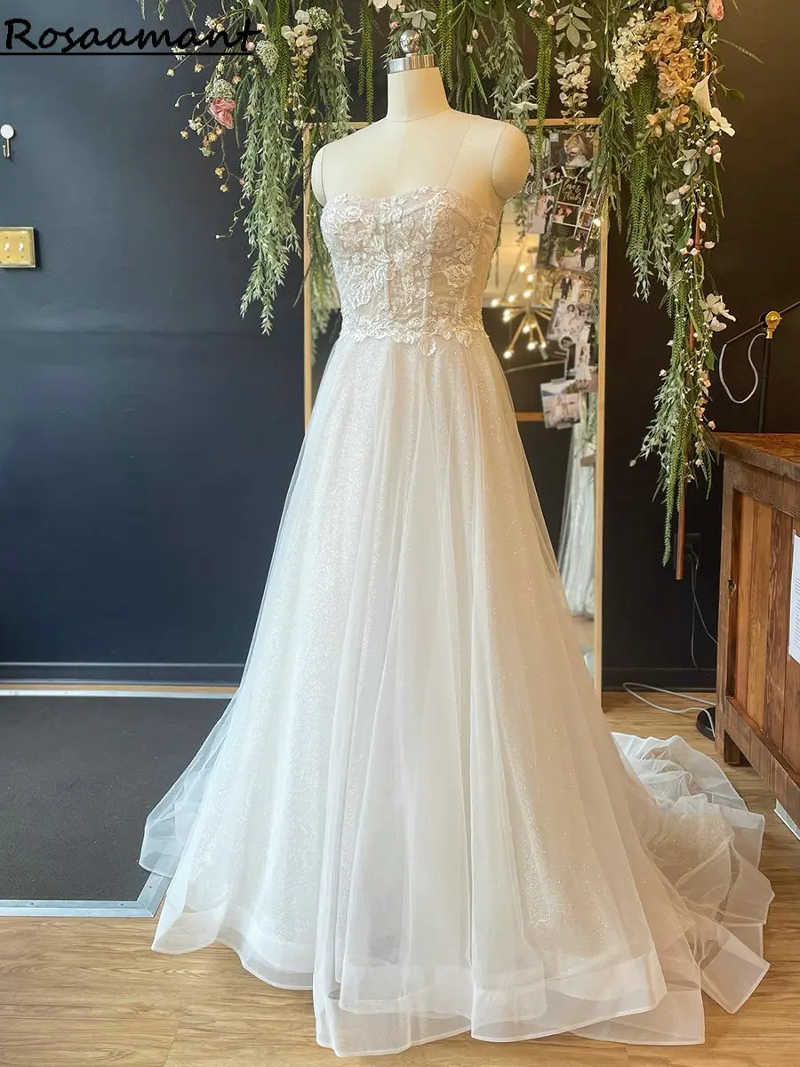 Real Image Strapless Appliques Lace Wedding Dresses A-Line Illusion Sleeveless Glitter Crystal Boho Country Bridal Gowns 
Real Image Strapless Appliques Lace Wedding Dresses A-Line Illusion Sleeveless Glitter Crystal Boho Country Bridal Gowns