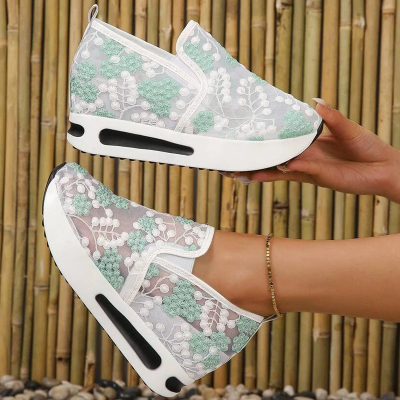 Transparent Upper Design Fashion Women Bottom Sproty Mesh Non-slip Sequin Flower Decor Slip on Wedge Sneakers Summer Shoes
Transparent Upper Design Fashion Women Bottom Sproty Mesh Non-slip Sequin Flower Decor Slip on Wedge Sneakers Summer Shoes