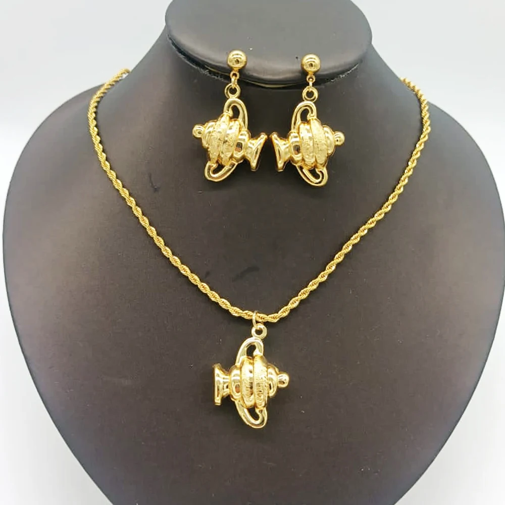 Gold Color Jewelry Sets for Women Bridal Luxury Copper Necklace Earring Small Teapot Shape Pendant African Wedding Jewelry Gift
Gold Color Jewelry Sets for Women Bridal Luxury Copper Necklace Earring Small Teapot Shape Pendant African Wedding Jewelry Gift
