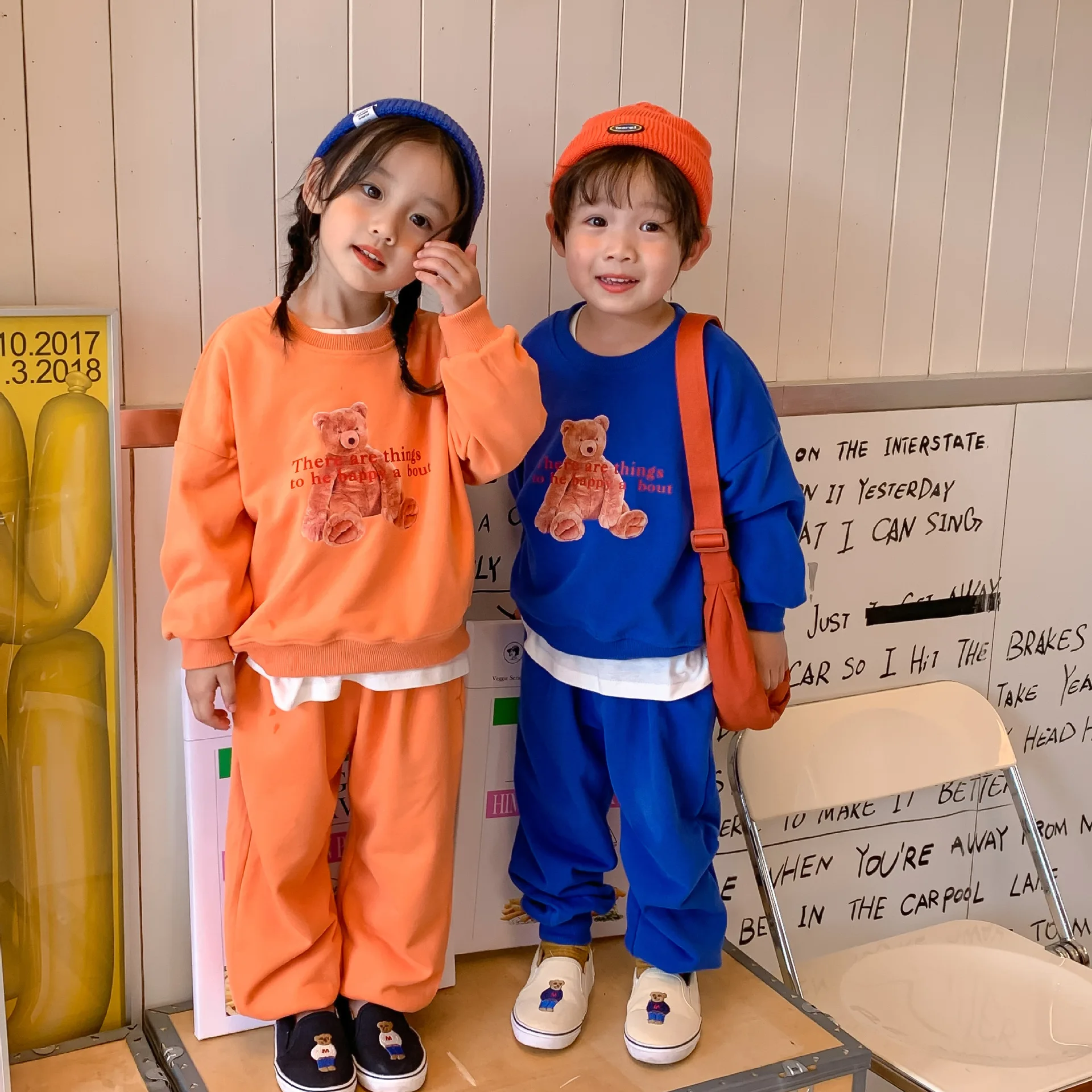 2022 Autumn New Baby Long Sleeve Clothes Set Children Casual Sweatshirt + Pants 2pcs Suit Boys Cute Bear Sweatshirt Outfits Girl
2022 Autumn New Baby Long Sleeve Clothes Set Children Casual Sweatshirt + Pants 2pcs Suit Boys Cute Bear Sweatshirt Outfits Girl