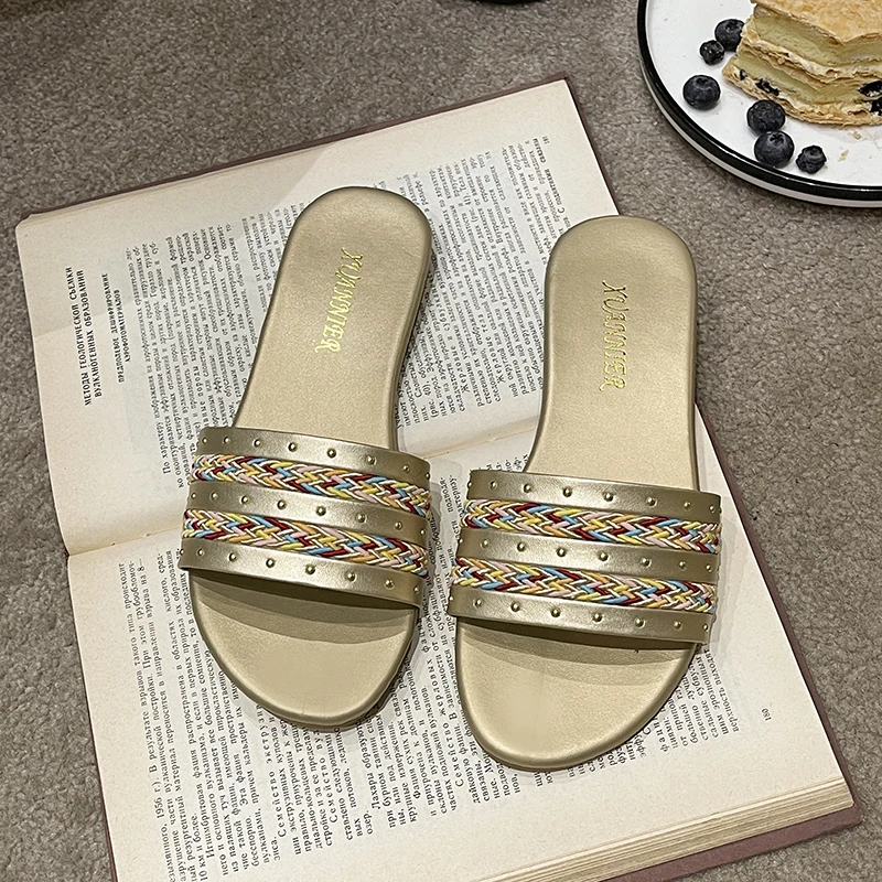 2023 Luxury Women's Slippers Designer Fashion Flat Casual Sandals Classic New Beach Slippers Women Sandale Femme Shoes
2023 Luxury Women's Slippers Designer Fashion Flat Casual Sandals Classic New Beach Slippers Women Sandale Femme Shoes