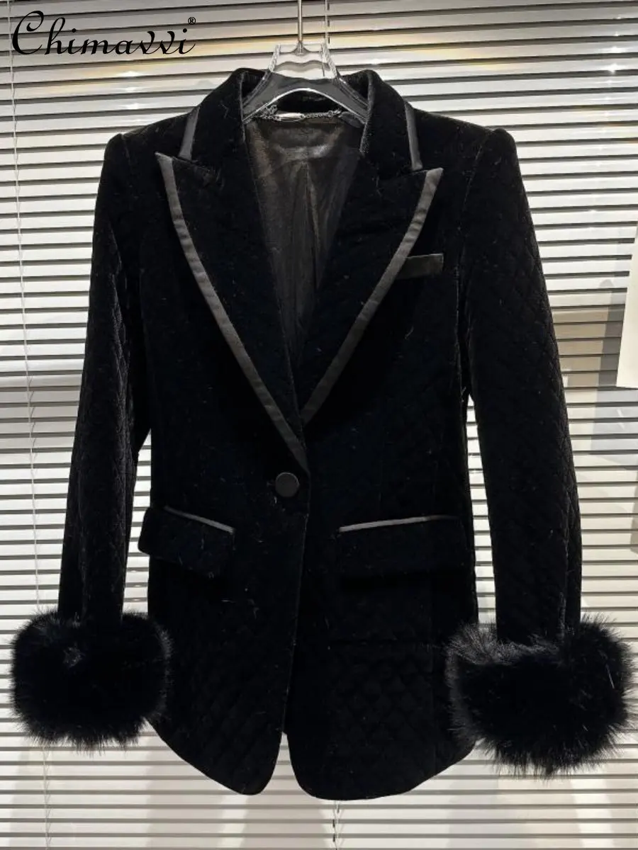 2022 Winter New Fashion Solid Classic Style Fox Fur Sleeve Diamond Suit Jacket Women Elegant Office Lady Patchwork Suede Blazer 
2022 Winter New Fashion Solid Classic Style Fox Fur Sleeve Diamond Suit Jacket Women Elegant Office Lady Patchwork Suede Blazer