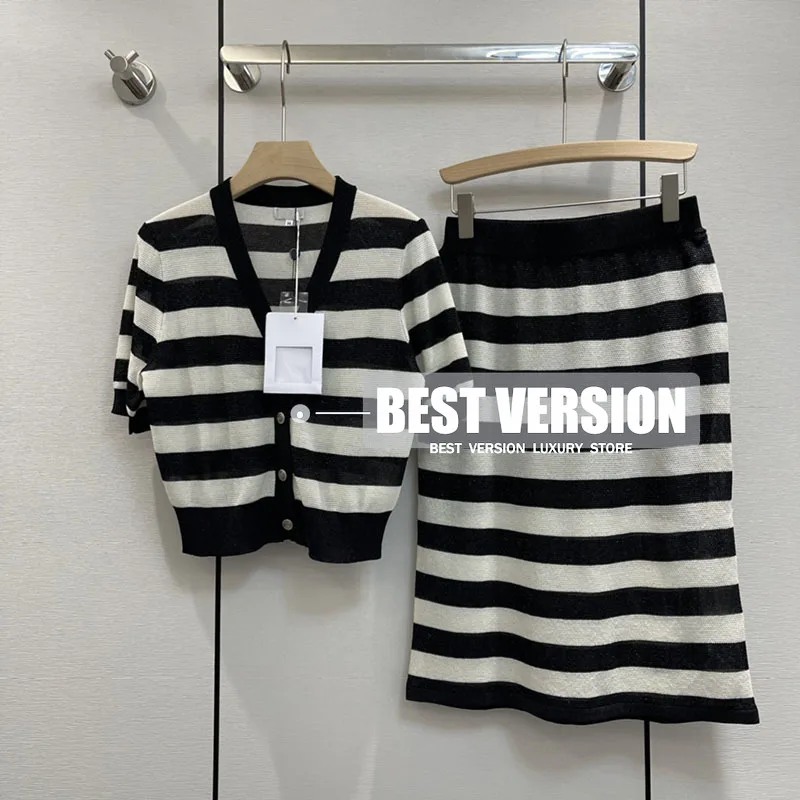 Best Version Elegant Two Pieces Set Women Clothes Embroidered Logo Striped Cardigan silk Knitted v neck Top + Skirt Branded Set
Best Version Elegant Two Pieces Set Women Clothes Embroidered Logo Striped Cardigan silk Knitted v neck Top + Skirt Branded Set
