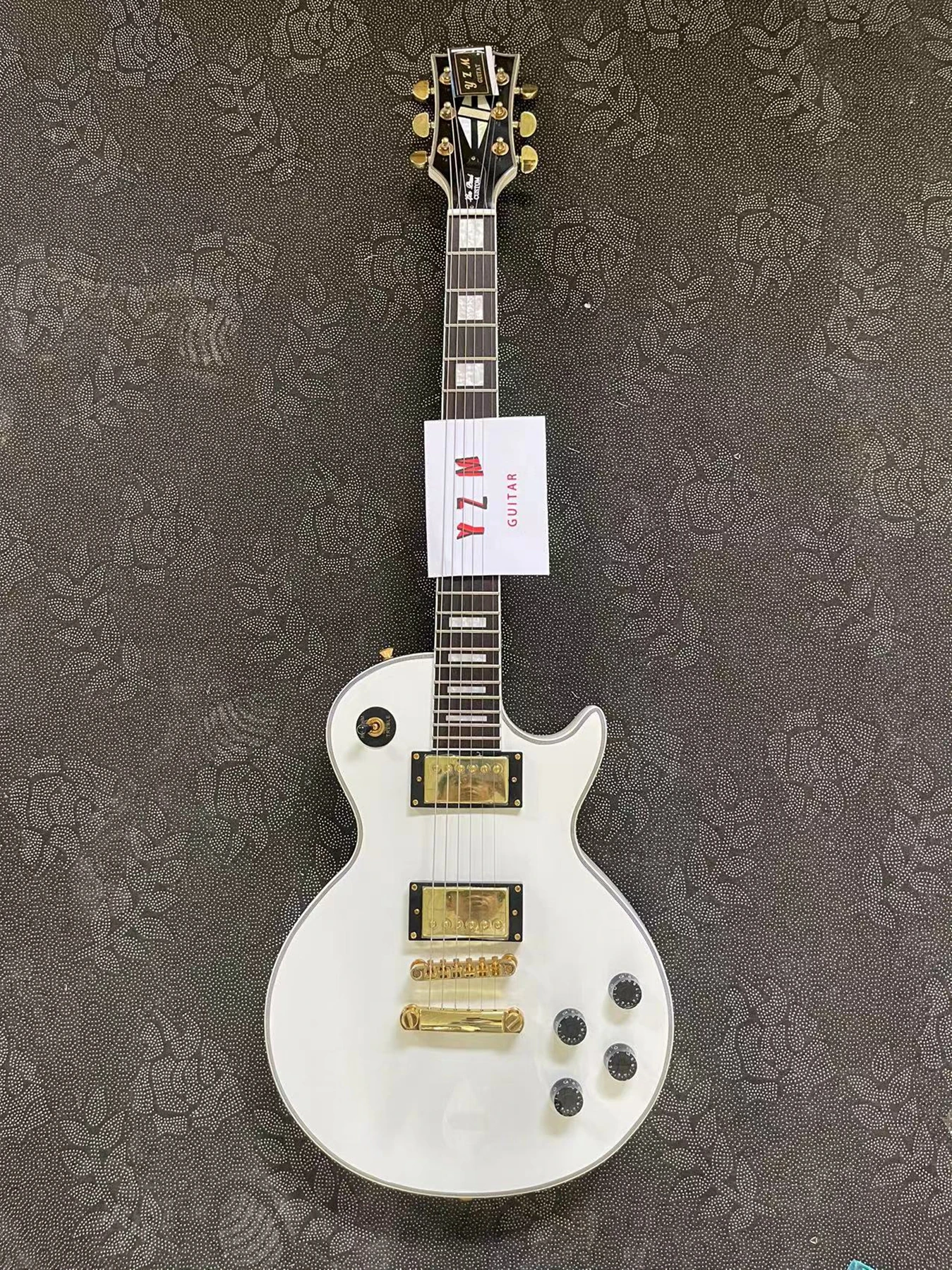 Классическая гитара, высококачественный звукосниматель, четыре объема, для физической съемки, Высококачественная электрогитара 
Классическая гитара, высококачественный звукосниматель, четыре объема, для физической съемки, Высококачественная электрогитара