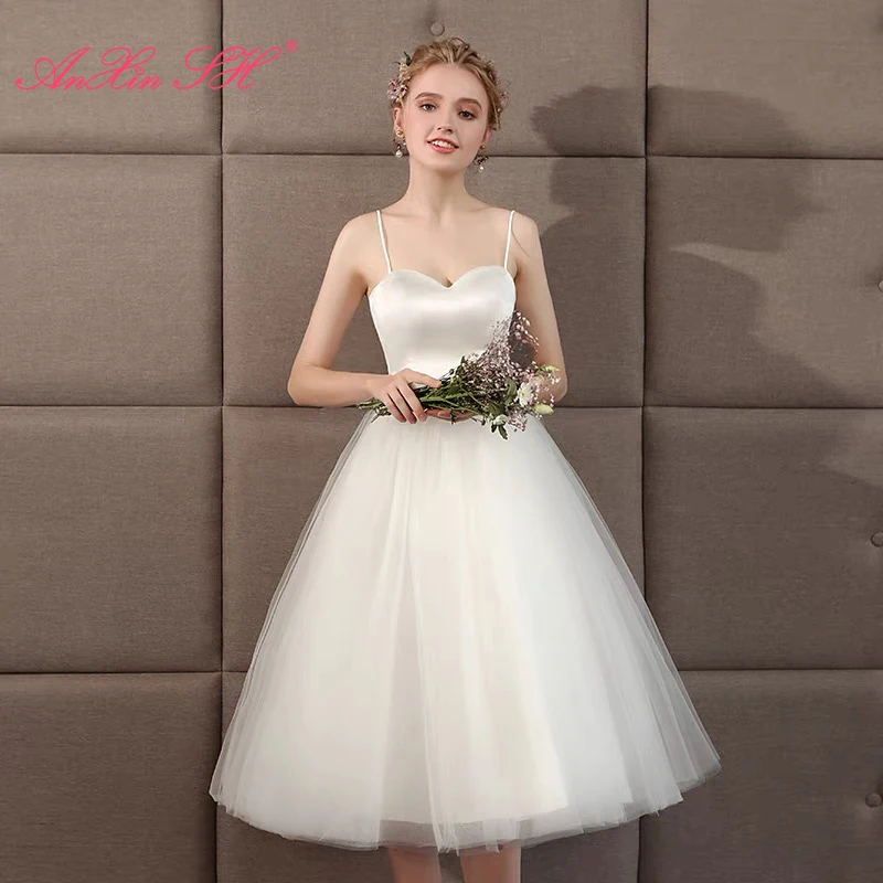 AnXin SH whit lace short evening dress summer Spaghetti Strap travel photography graduation season bride little white dress
AnXin SH whit lace short evening dress summer Spaghetti Strap travel photography graduation season bride little white dress