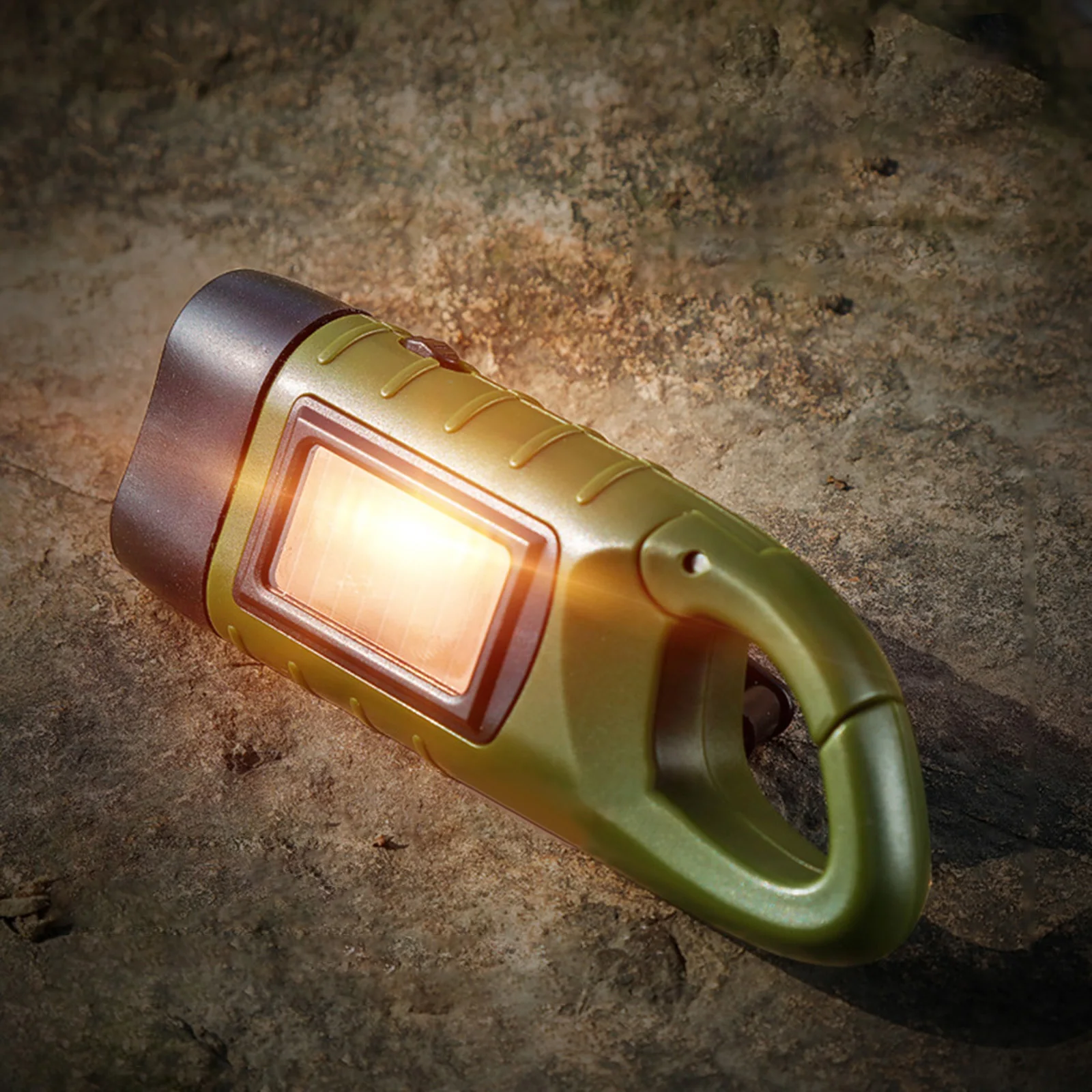 2Pcs LED Flashlight Hand Crank Solar Rechargeable Camping Light Waterproof With Buckle For Mountaineering Hiking Night Running
2Pcs LED Flashlight Hand Crank Solar Rechargeable Camping Light Waterproof With Buckle For Mountaineering Hiking Night Running