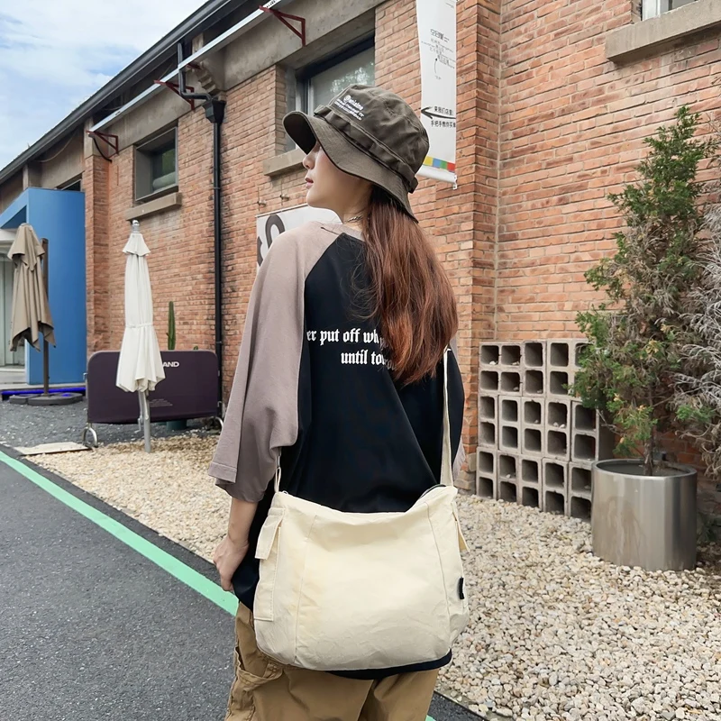 Nylon Women's Bag Quilted Shoulder Bag Messenger Bag Y2K Side Murse Foldable Eco Bag Korean Shopping Satchel Student Handbags
Nylon Women's Bag Quilted Shoulder Bag Messenger Bag Y2K Side Murse Foldable Eco Bag Korean Shopping Satchel Student Handbags