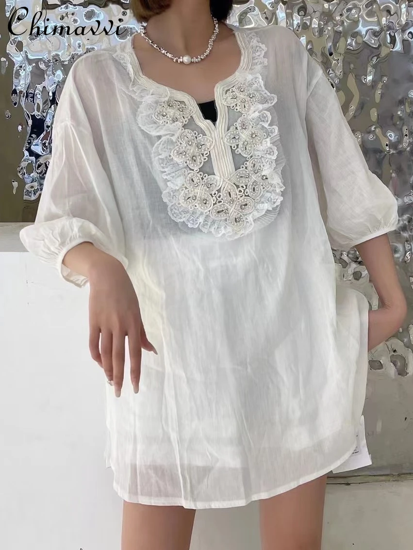 Fashion V-neck Retro Embroidered Chinese Knot Button Beaded Cotton and Linen Shirts 2022 Summer New High-End Loose Elegant Tops
Fashion V-neck Retro Embroidered Chinese Knot Button Beaded Cotton and Linen Shirts 2022 Summer New High-End Loose Elegant Tops