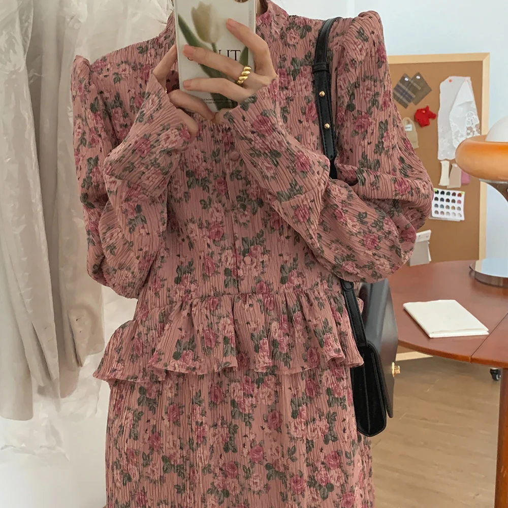 Pink Prairie Style Sweet Women Maxi Dress Spring 2022 Florals Printed Chic Hot Close Waist Casual Loose Holiday
Pink Prairie Style Sweet Women Maxi Dress Spring 2022 Florals Printed Chic Hot Close Waist Casual Loose Holiday
