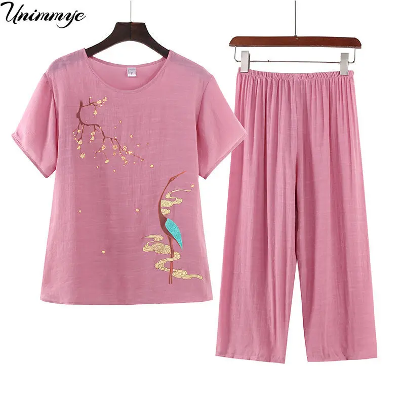 Women Set Summer 2022 Cotton Ladies Clothing Two Piece Sets Middle-Aged Top Casual Pants Short-Sleeved T-Shirt Suit Female J474
Women Set Summer 2022 Cotton Ladies Clothing Two Piece Sets Middle-Aged Top Casual Pants Short-Sleeved T-Shirt Suit Female J474