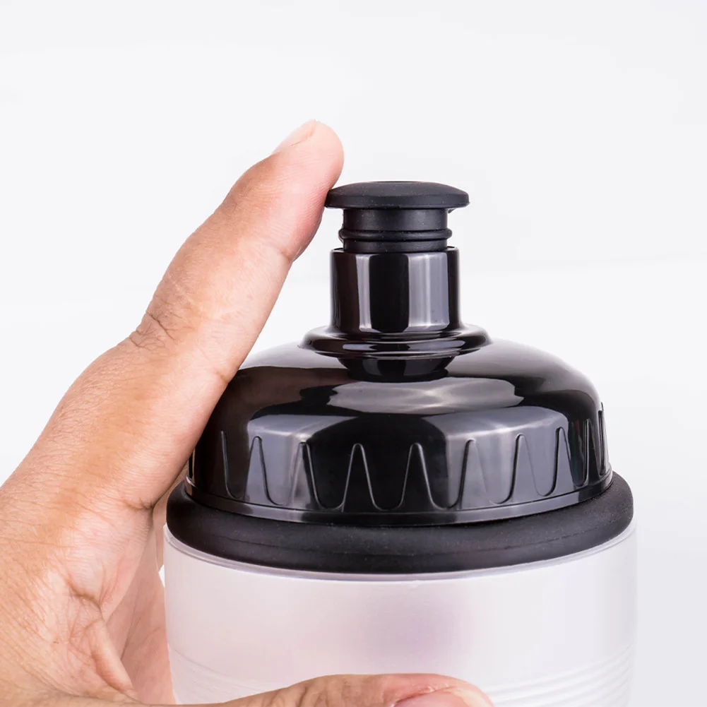 Bike Water Bottle Water bottle Drink Drinking Food Grade Road Silicone+PP Sporting 240*74*74mm 750ml About 63g
Bike Water Bottle Water bottle Drink Drinking Food Grade Road Silicone+PP Sporting 240*74*74mm 750ml About 63g