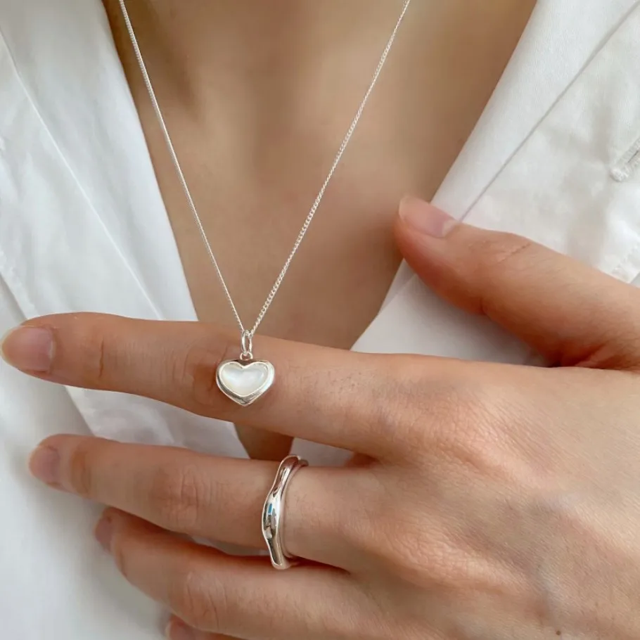 Simple 925 Sterling Silver Necklace Heart Pearl Pendant Necklace For Women Fine Jewelry 2022 Trend Choker Charms Korean
Simple 925 Sterling Silver Necklace Heart Pearl Pendant Necklace For Women Fine Jewelry 2022 Trend Choker Charms Korean