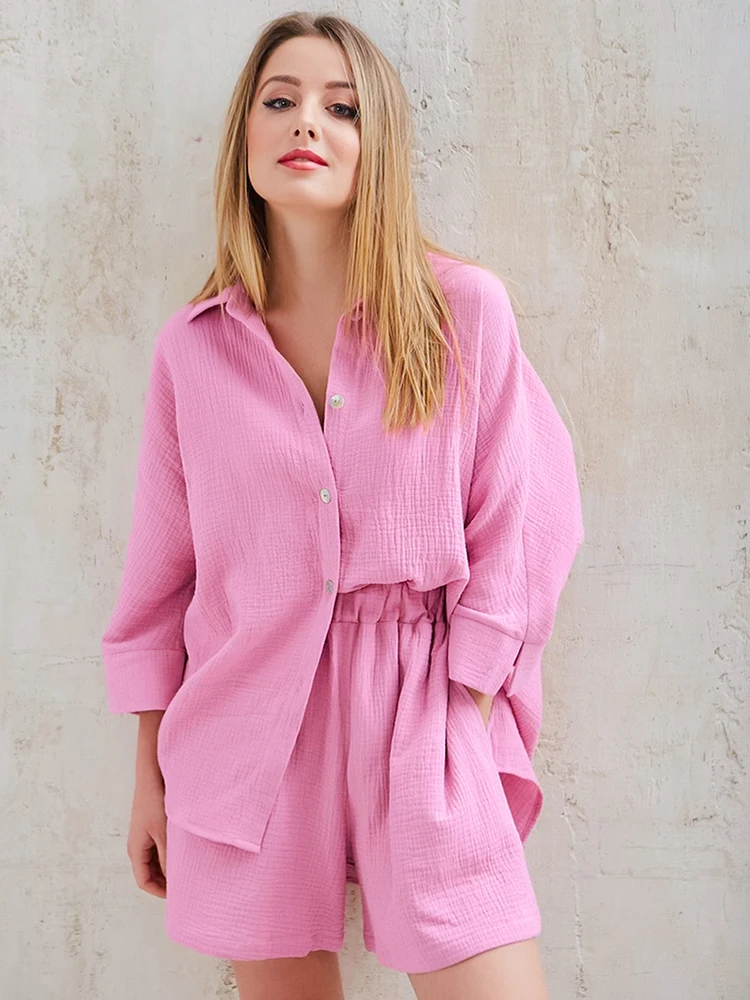Homewear Casual Sleepwear Cotton Pajamas For Women Sets Suit Turn-Down Collar Nine Quarter Sleeve Sleep Tops Shorts Female
Homewear Casual Sleepwear Cotton Pajamas For Women Sets Suit Turn-Down Collar Nine Quarter Sleeve Sleep Tops Shorts Female