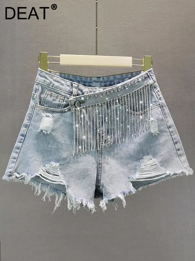 NEW IN Women Personality Street Rhinestone Tassel Hole Denim Shorts New Style High Waist Fashion Autumn Summer 2022 11C194
NEW IN Women Personality Street Rhinestone Tassel Hole Denim Shorts New Style High Waist Fashion Autumn Summer 2022 11C194