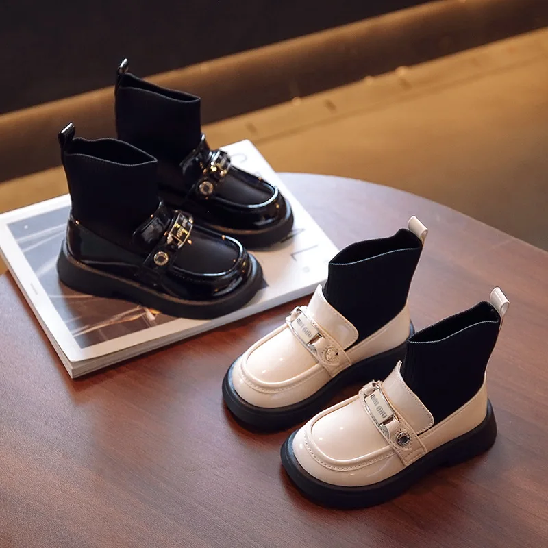 2022 New Autumn Girls Princess Shoes Patent Leather Knit Soft Sole Kids Socks Boots Metal Buckle Fashion Toddler Baby Boot 23-36
2022 New Autumn Girls Princess Shoes Patent Leather Knit Soft Sole Kids Socks Boots Metal Buckle Fashion Toddler Baby Boot 23-36